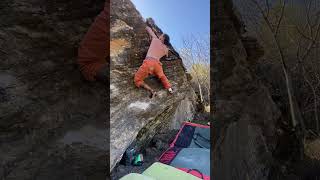 Video thumbnail of De bústia en bústia, 6b+. La Bastida