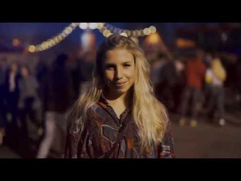 download lagu mp3 mp4 Herfstdrift, download lagu Herfstdrift gratis, unduh video klip Herfstdrift