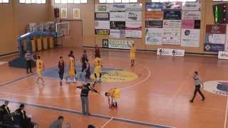 preview picture of video 'Xuven Cambados 72 - 59 FC Barcelona B.Adecco Plata.J26'