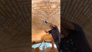 Roof That Defies Gravity