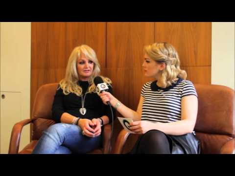 Bonnie Tyler Tells Simon Cowell: 'Dont Even Bother Calling Over Judging Role'