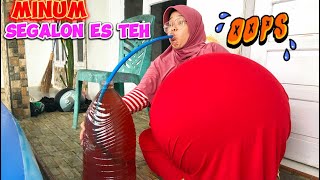 Download lagu 😂😱THE STORY OF MAMA BINTANG DRINKING ONE GALLON OF ESTEH K3CAPEAN BUOY PUMP BEB3K|A3 Nanbin#parod... mp3
