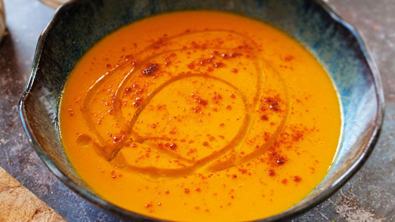 Spiced Carrot Soup Recipe (6-Ingredient Vegan Recipe)