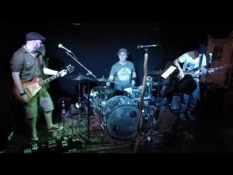 PADDY/ UFO/ CHARLY T. - R U M B L E