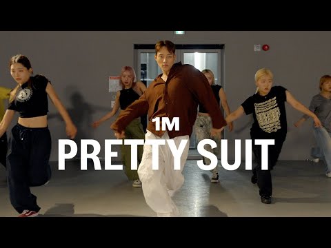 Runkus x Chronixx x Toddla T - PRETTY SUIT / BABYZOO Choreography