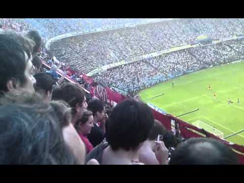 "SEGUNDO GOL DE INDEPENDIENTE CONTRA BOCA CLAUSURA 2012" Barra: La Barra del Rojo • Club: Independiente