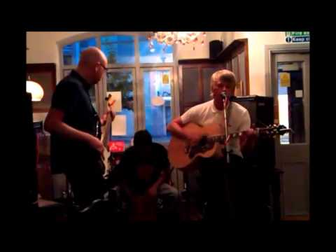 The Glavins - Moscovite (live) @ Roebuck Tavern 08/06/13