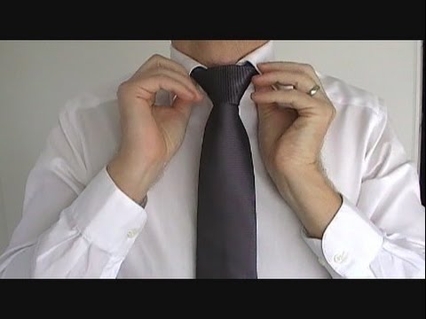 How to tie a tie for beginners