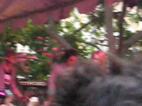 Miley Cyrus & Mitchel Musso @ the grove on June 5th, 2008