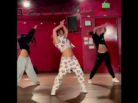 IN HA MOOD - Ice Spice - Dez Oliven choreography - mirrored ft Jade Chynoweth, Madison cubbage