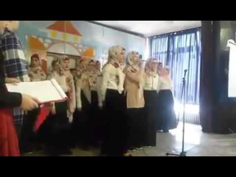 Kraj mezara MaJkA stare,Zbog tebe Ahmede Muhammede