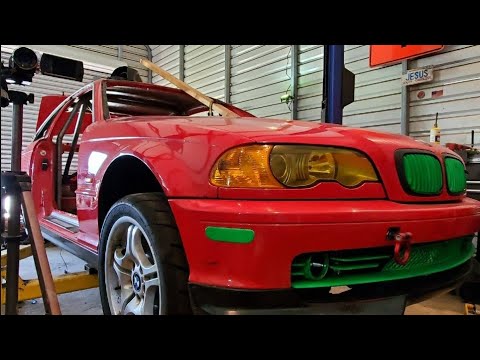Building the Spec E46 Race Car e1
