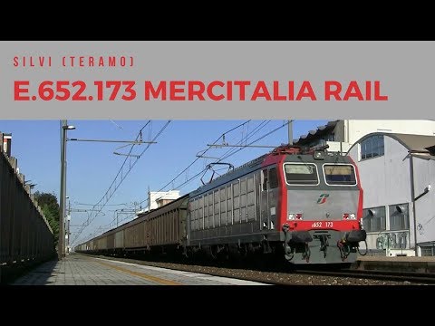 Mercitalia Rail E.652.173 with freight train running in Silvi