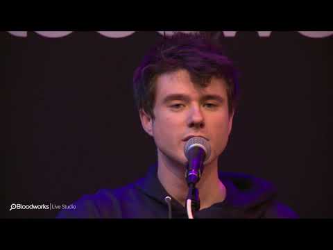 Alec Benjamin - Let Me Down Slowly (LIVE 95.5)