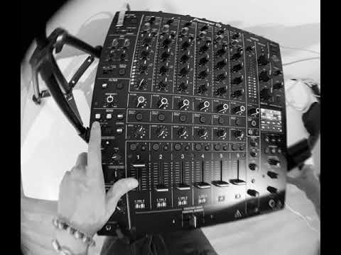 DJM-V10 / professional DJ mixer