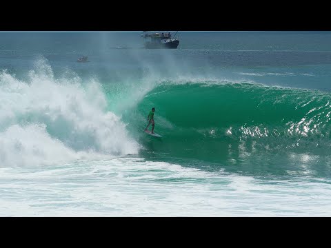 RIPCURL CUP : I MADE ADI PUTRA(BOL) STAND UP BARRELS SCORE 8.33 HARRY BRYANT,MANIK RUDITA,CLAY MARZO