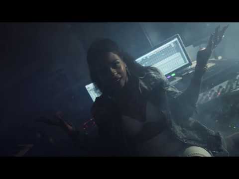 Sheka - Rap Informatics (Studio Performance)