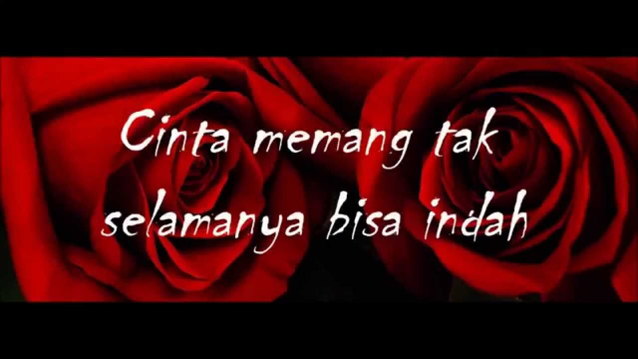 download lagu mp3 terbaru 2019 Download Mp3 St12 Cinta Terlarang VC Trinity dan kasetnya di Toko Terdekat Maupun di iTunes atau Amazon setrik legal download lagu mp3 terbaru 2019 Download Mp3 St12 Cinta Terlarang
