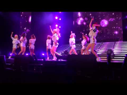 [FANCAM] 150808 KCON NY 2015 SNSD - GENIE @ Prudential Center
