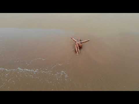 Valensiya in Sri-Lanka 2020 (Marshmello feat. Chvrches - Here With Me)