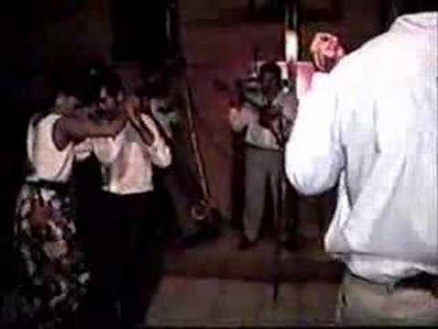 Francisco Montoya Me vine arrendando un potro