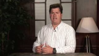 Antique Furniture : How to Become an Auctioneer