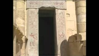 preview picture of video '2004 Egypt   Louxor, Rive Gauche, Thèbes, Deir el-Bahari, Vallée Des Rois, Memnon'