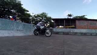 preview picture of video 'RL de CBR600 RR - Thiago Ortega - Bara Bonita - Stunt - Wheeling'