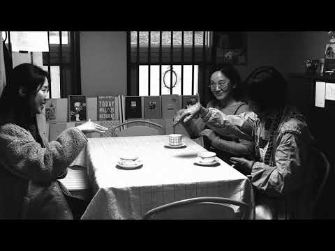 La Romancière, le film et le heureux hasard - Réalisation Hong Sang-soo - bande annonce Arizona Distribution