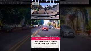 Download lagu Maju kena Rem kena #kecelakaan mp3 Download lagu Maju kena Rem kena #kecelakaan mp3