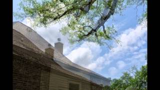 preview picture of video 'Live Oak Tree Pruning at Magnolia Loop, Pass Christian, MS'