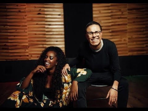 Iza ft Maria Gadú Um Amor Puro