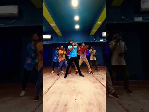 Thamarai poovkum thannikum 90s song #trending #reels #facebook #instagram #dance #youtubeshorts