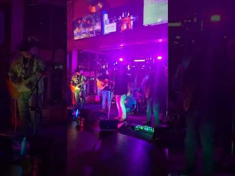 Promotional video thumbnail 1 for Tracy Inman Band