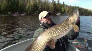 preview picture of video 'White River Air Pike Fishing'
