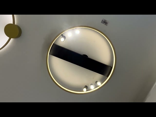 إنارة ذهبية مودرن لطش بلمبات موجهة