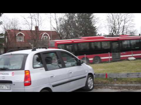 Sweden, Handens Närsjukhus, walking to Runstensvägen | Sony a6000 SEL35F18, Beholder MS1