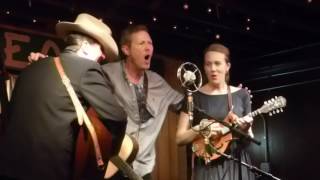 Robbie Fulks & High Plains Jamboree - Sometimes The Grass Is Really Greener