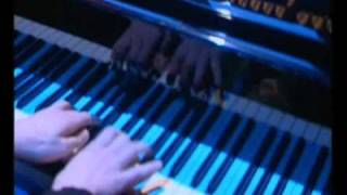 Sakis Rouvas - S&#39;eho eroteftei (LIVE) + lyrics