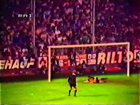 UEFA Cup-1985/1986 AJ Auxerre - AC Milan 3-1 (18.09.1985)