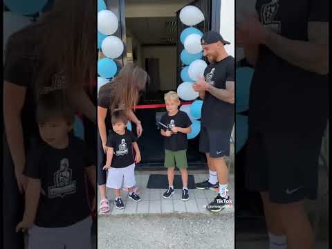 Otvorenje našeg prvog gyma prije 3 godine! #saurusgang #funny #scrbaksaurus