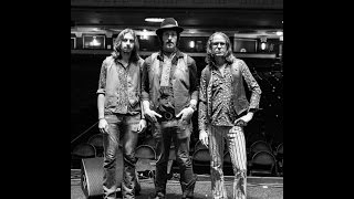 THE GOLDEN GRASS live at The Capitol Theatre supporting DEEP PURPLE full set 7-25-15