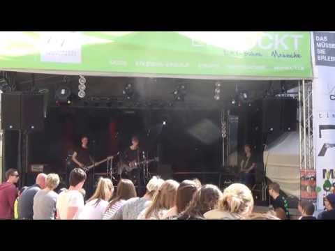 Toni Trash - Clown ( new version )