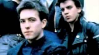 the cure fire in cairo   john peel´s 1978 subtitulada