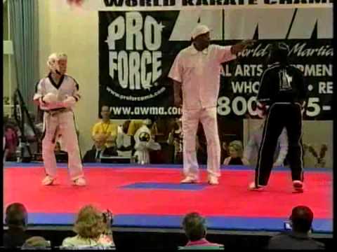 Casey Marks Nash vs Regina Thompson 2005 Bluegrass Nationals Karate Tournament