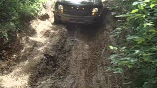 preview picture of video 'F150 Raptor hitting the trails 2012'