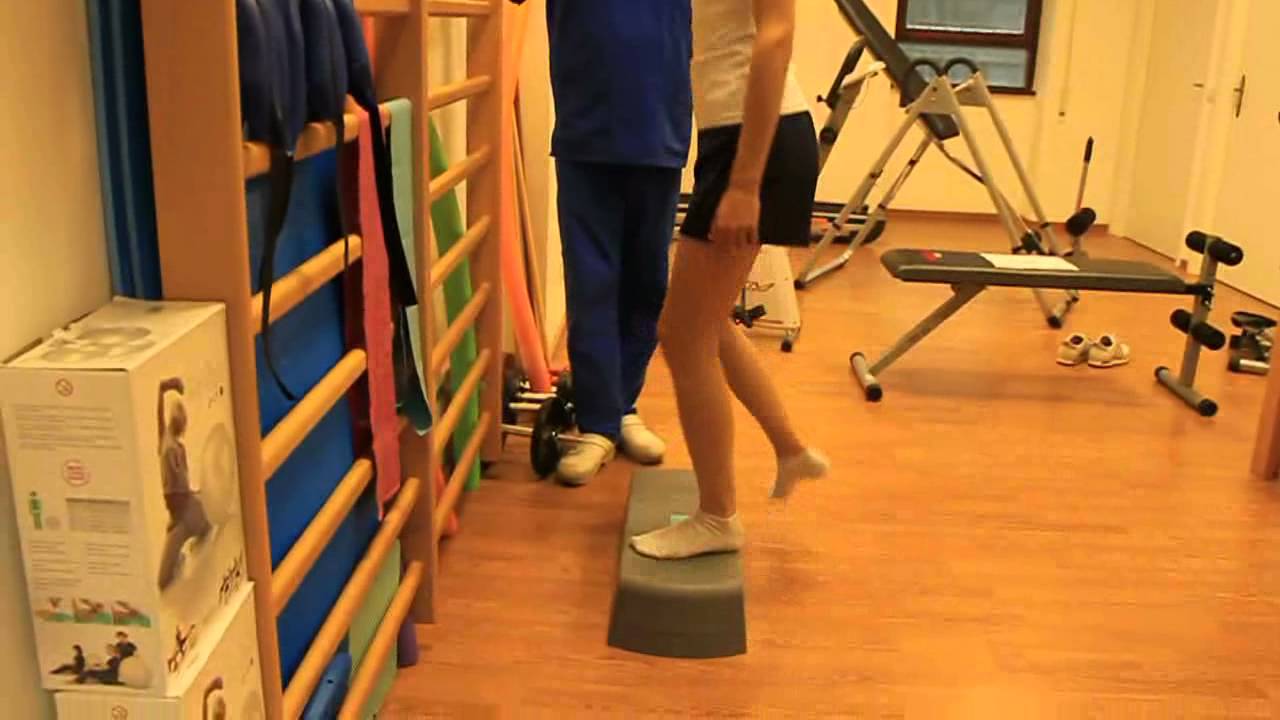 Watch Now Fisioterapia del ginocchio: recupero del muscolo quadricipite Fisioterapia del ginocchio: recupero del muscolo quadricipite