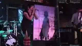 The Birthday Massacre - &quot;Goodnight&quot; (Live) - COMA Music Magazine