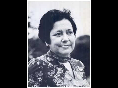 Alicia de Larrocha plays Beethoven - Concerto No.5, Op.73 "Emperor" (1977 Live)