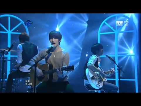 CNBLUE (comeback LIVE) - Love in the rain + Intuition 1080p 110324.flv